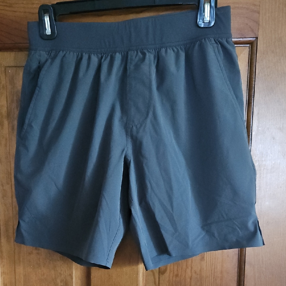 Stylish Men's Athletic Shorts in Charcoal Gray